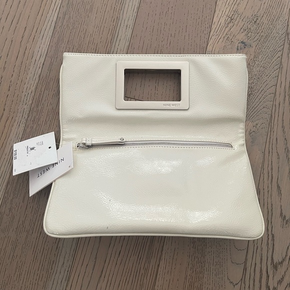 NWT Nine West - Clutch purse - Picture 3 of 3